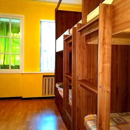 Apelsin Hostel Almaty Ngoại thất bức ảnh