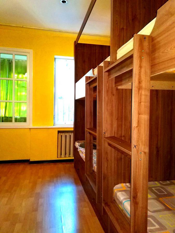 Apelsin Hostel Almaty Ngoại thất bức ảnh